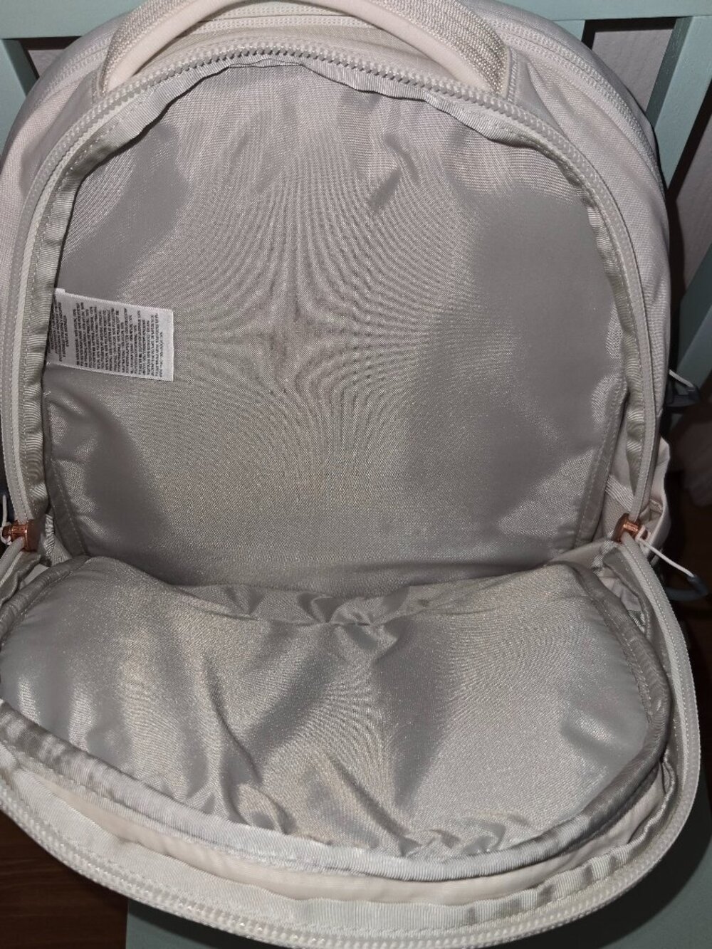 The North Face Women’s Borealis Luxe Backpack - Picture 9 of 10